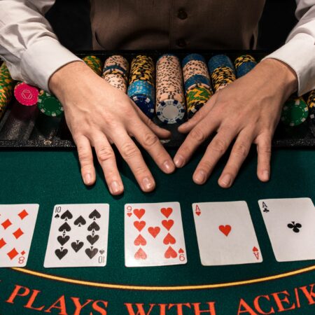 Druhy pokeru: Podle způsobu rozdávání karet